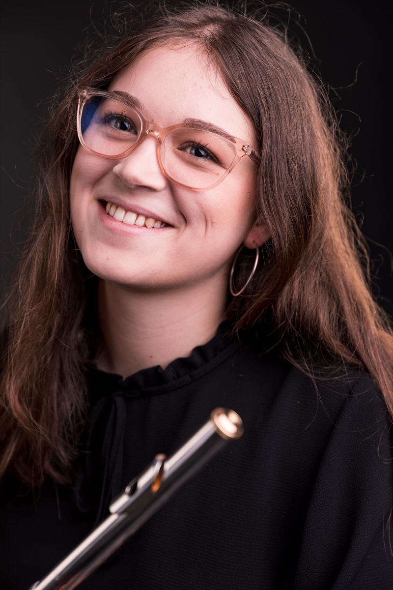 Kaja Morawiec, flautist teaching transverse flute and baroque traverso in Warsaw