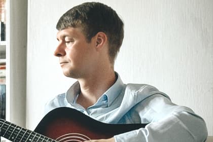 Piotr Bielski, guitar teacher at Unisono Music Academy in Warsaw