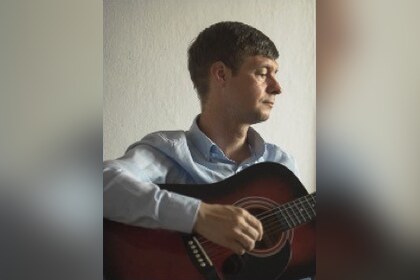 Piotr Bielski, guitar teacher at Unisono Music Academy in Warsaw